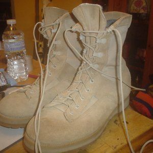 McRae Army Combat Boot Tan US Size 7.5 W Military Desert W/Vibrant